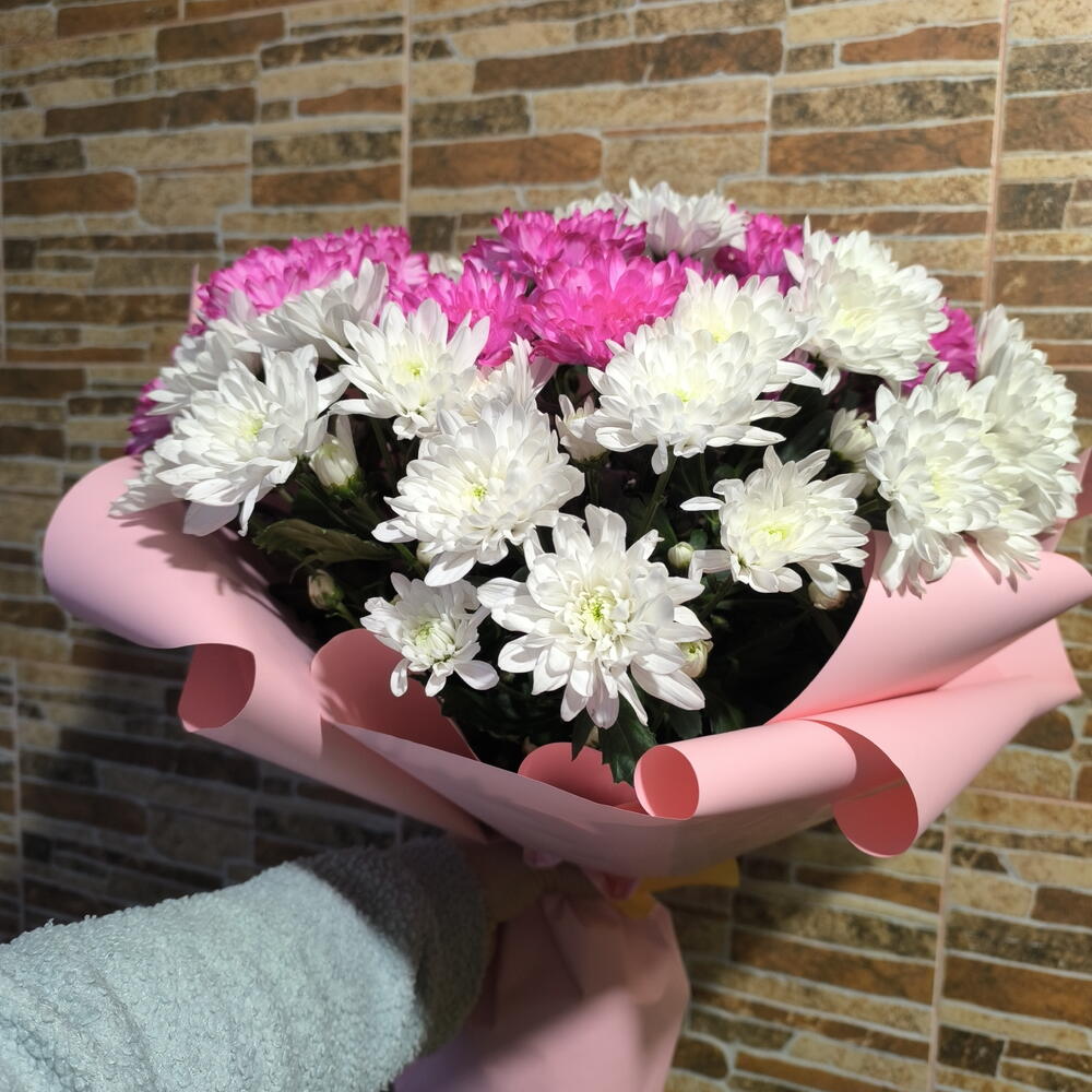 Букет сердце из хризантем