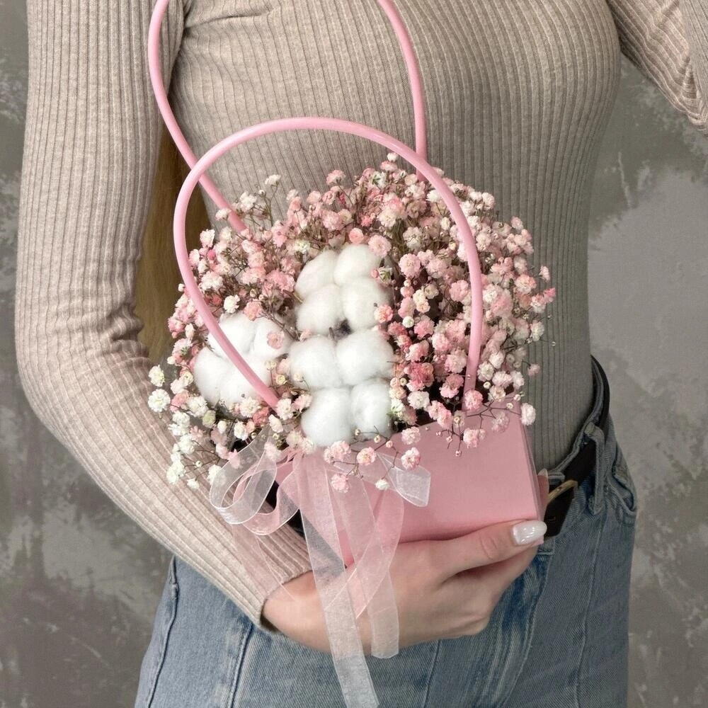 Нежная розовая сумочка гипсофила и хлопок 1 сентября🌸