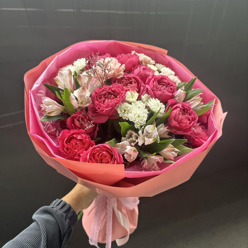 Букет 💐 комплимент Вишенка