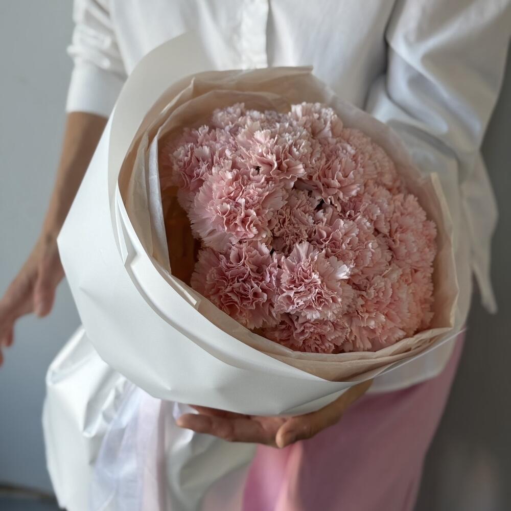 Букет с розовыми диантуссми сортовыми (гвоздиками) 15 шт