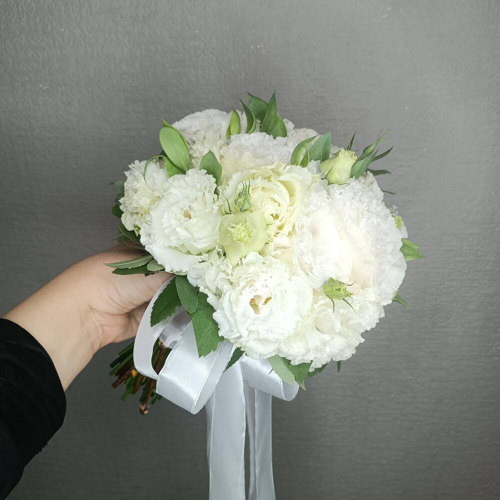 Букет невесты из махровой эустомы 💕