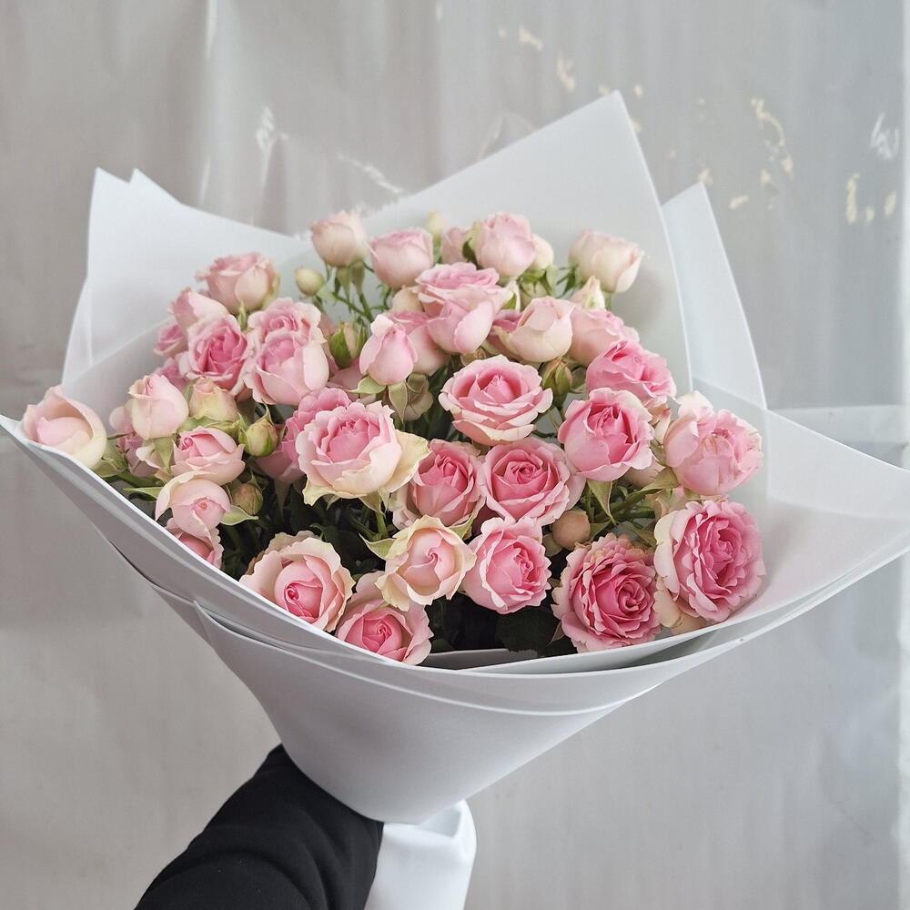 7кустовых роз динара