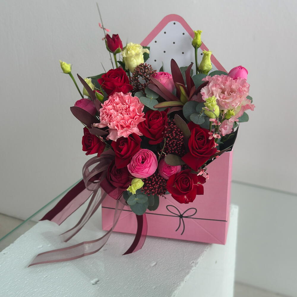 Конверт цветочный яркий