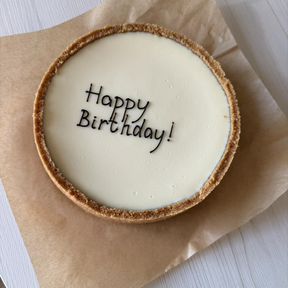 Cheesecake "happy birthday"