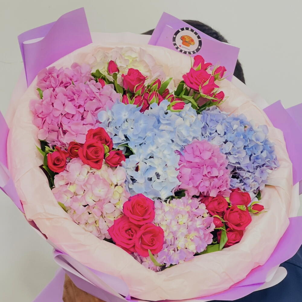 Bouquet fly