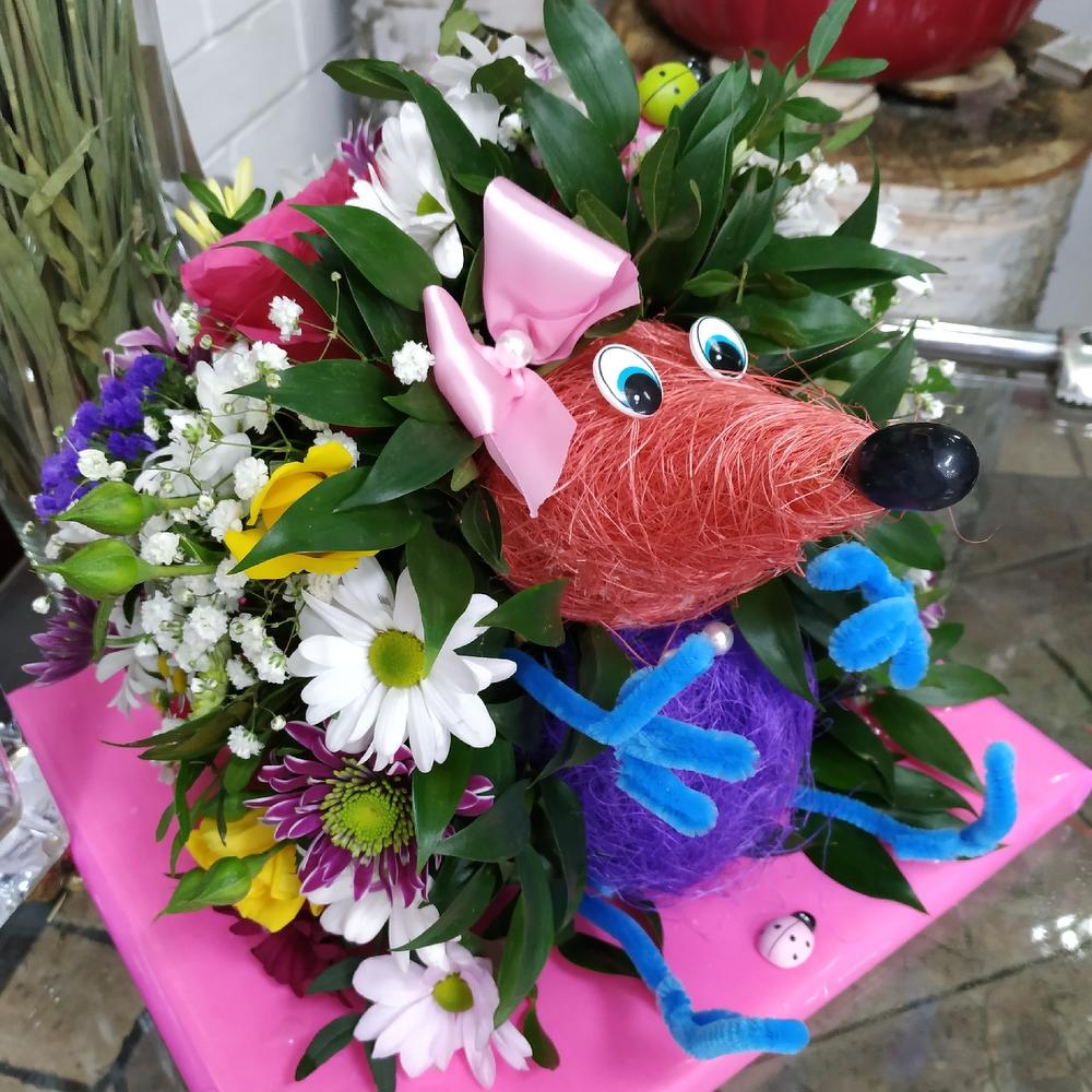 Ежик из цветов