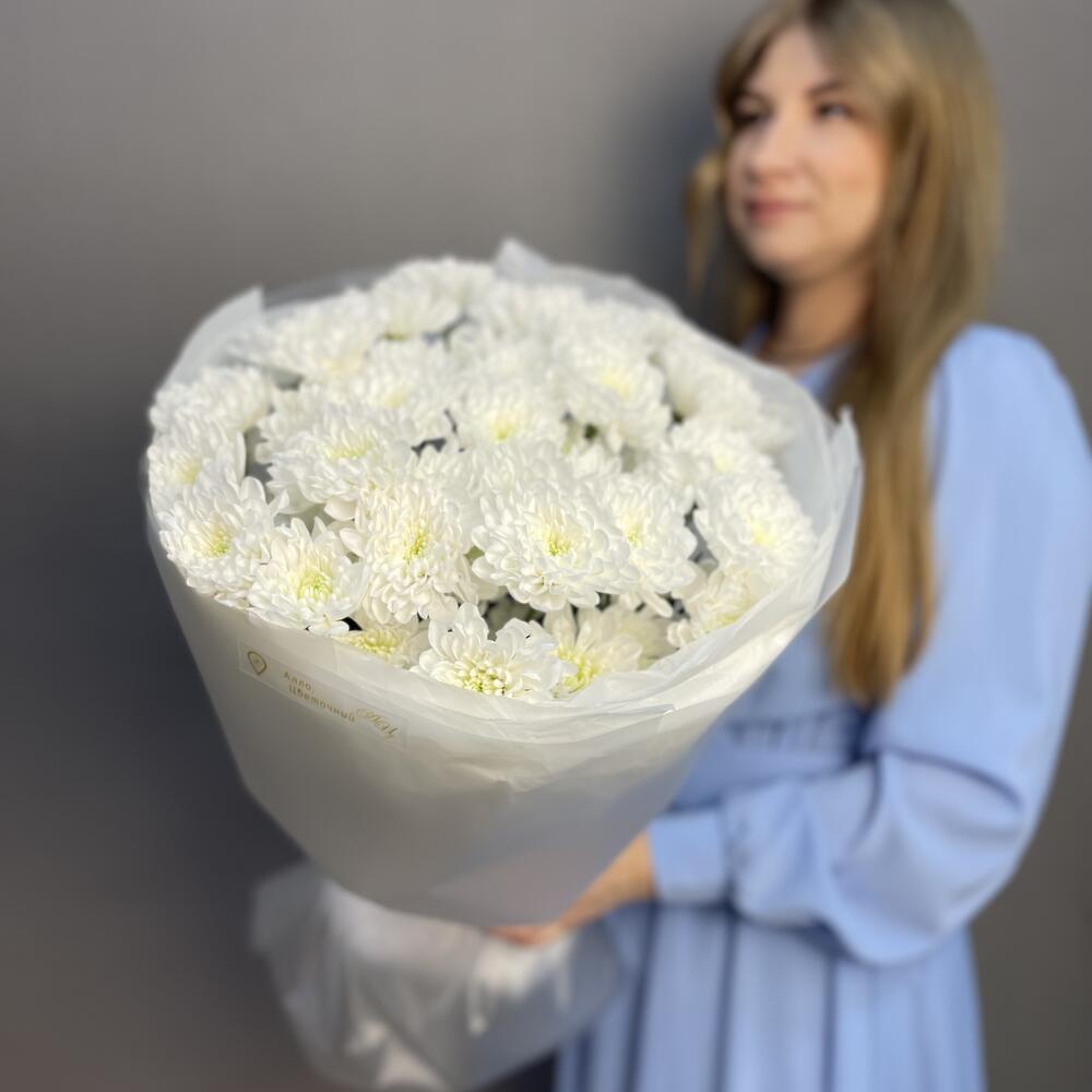 Кругляш из 7 хризантем