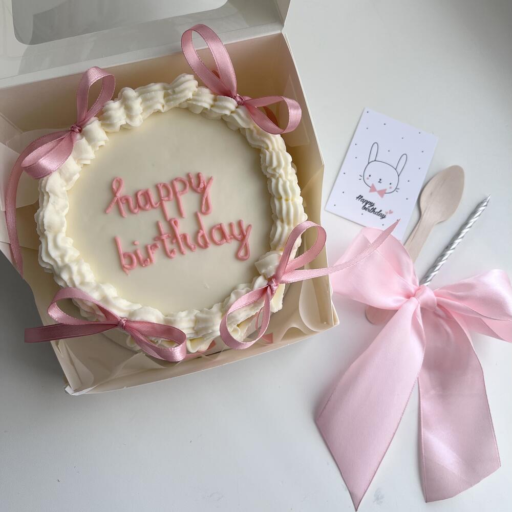 Бенто торт с бантиками happy birthday