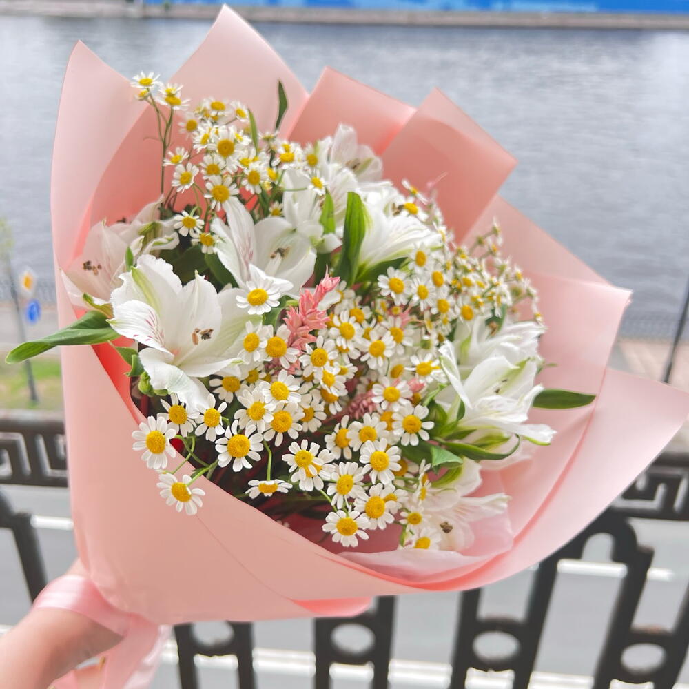 Ромашки🌱альстромерии и пшеница