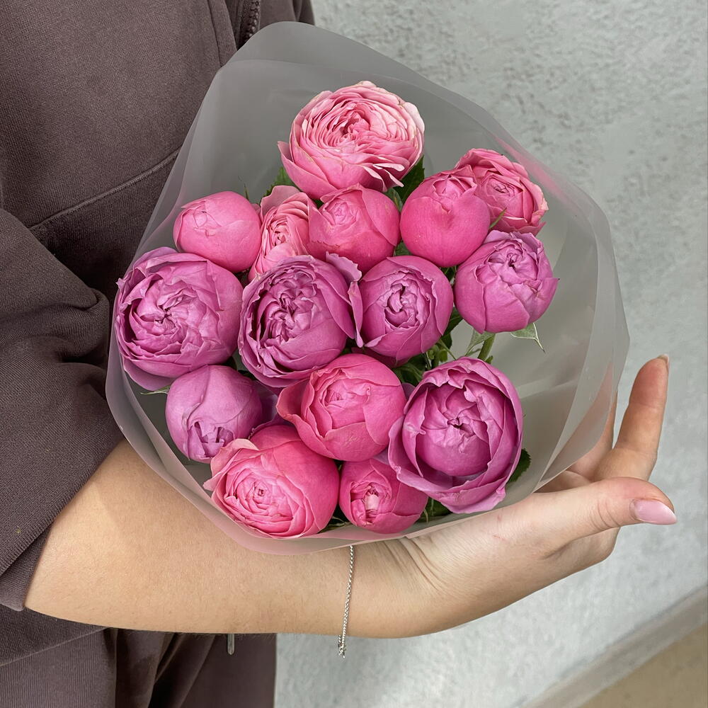 Букет из 5 кустовых пион. роз микс💐
