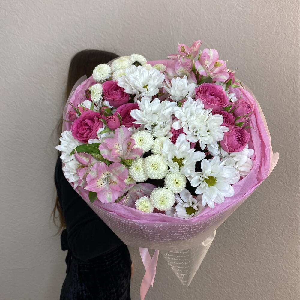 Письмо любимой 🌸💗 Сборный букет из ромашки, альстромерии и кустовой розы