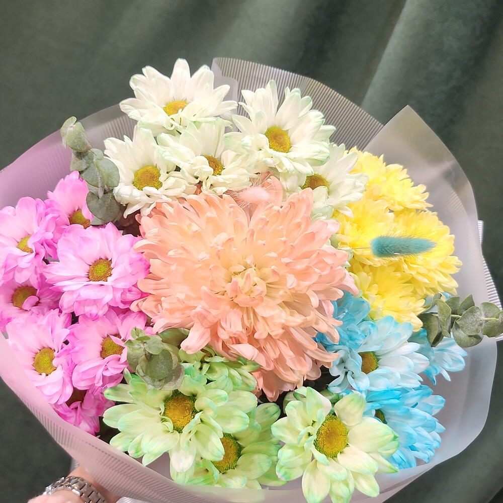 Дофамин с хризантемой