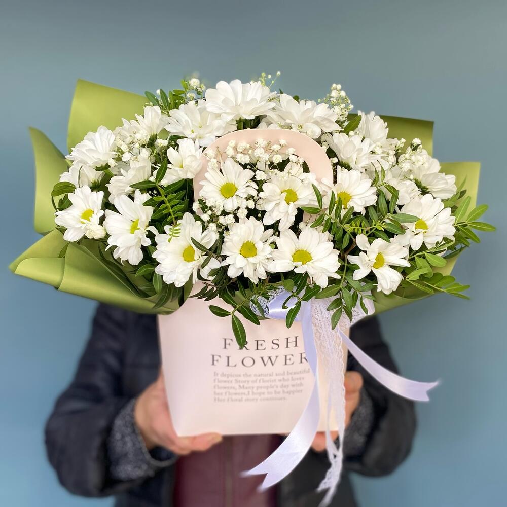 Композиция из белых ромашек 💐