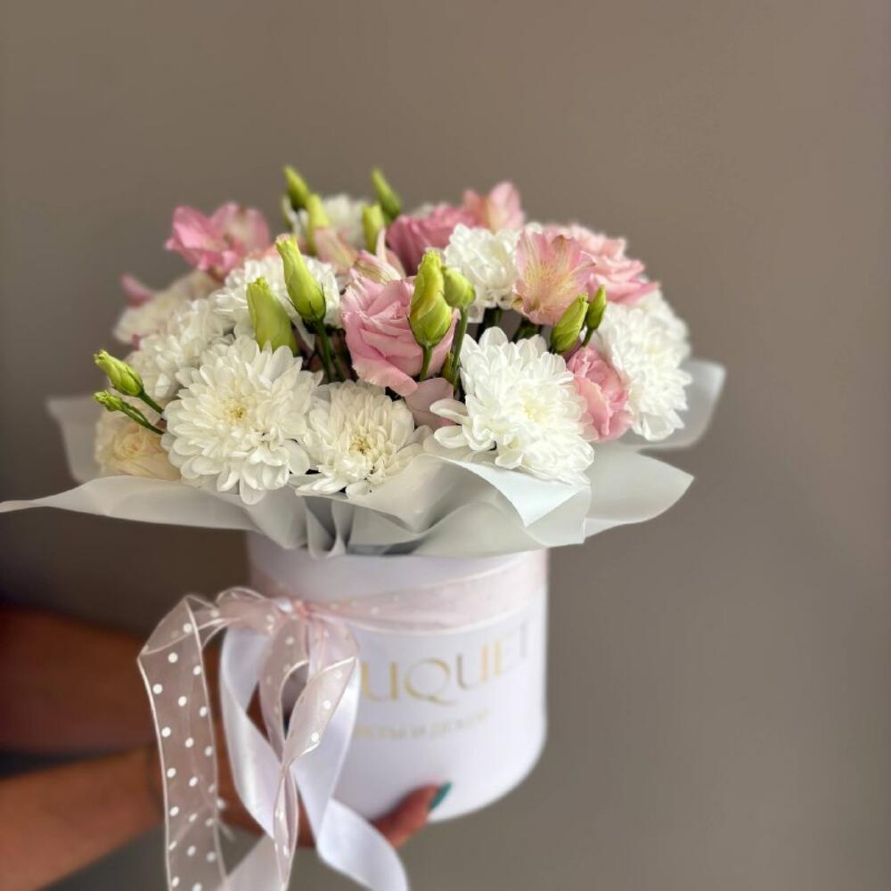 Bouquet 235 (Цветы в коробке)