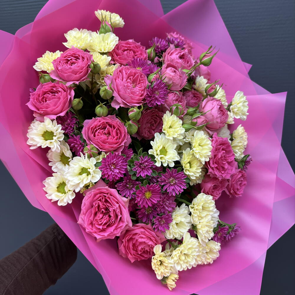 Яркий