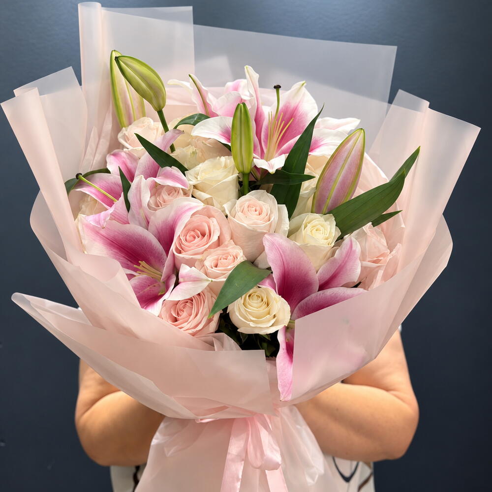 Rose Lily