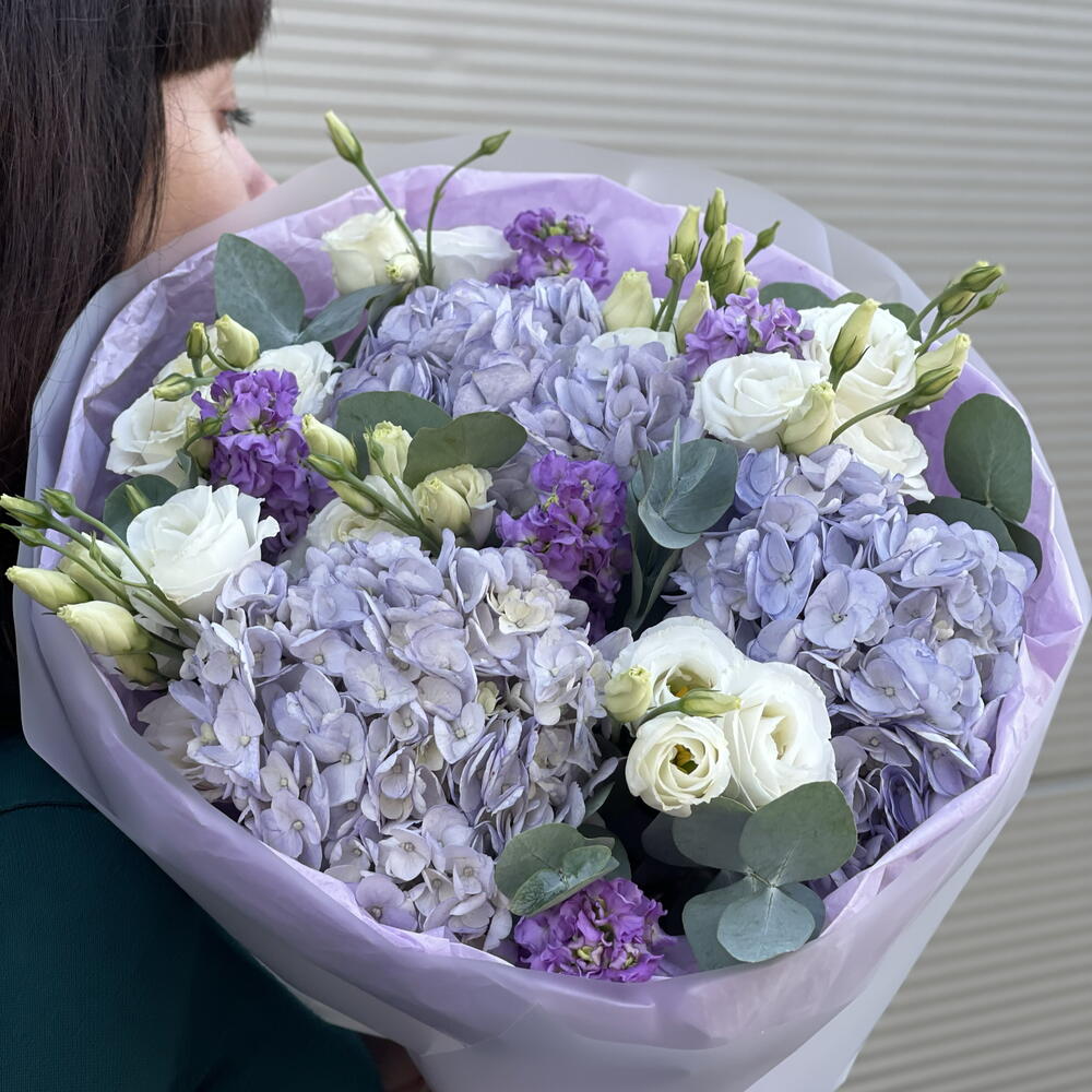Букет с гортензией 💜