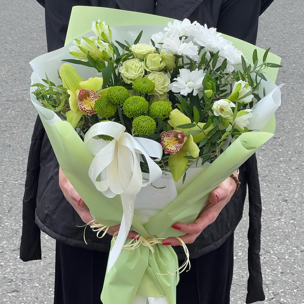 Цимбидиум с салатовым миксом💚