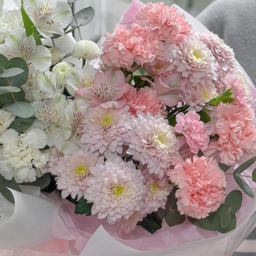 Нежный букет градиент из долгостойких цветов 💗