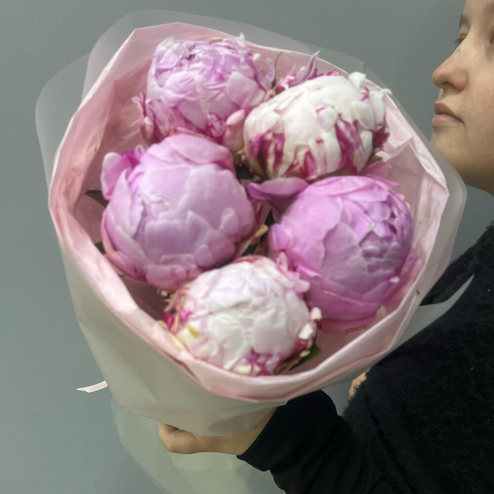 Букет из Пион «Очарование пионов»
