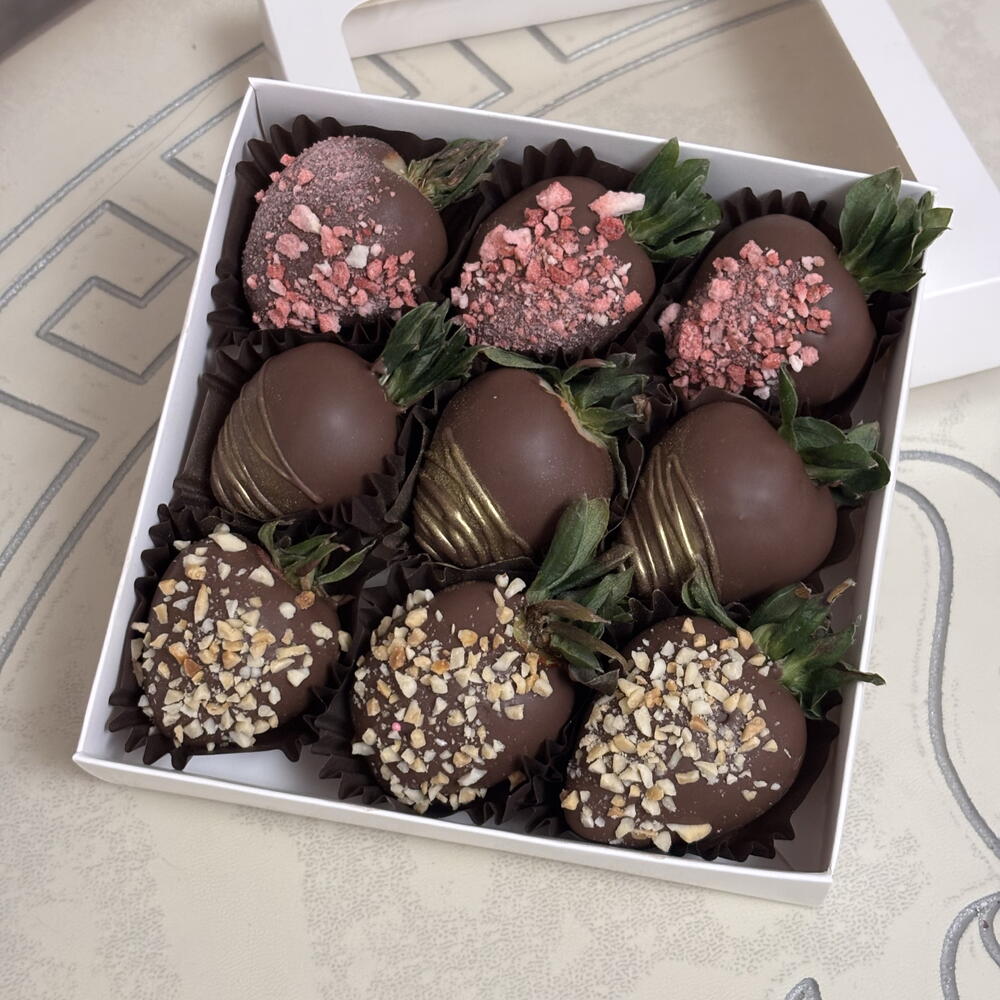 Клубника 🍓 /Шоколад/9шт