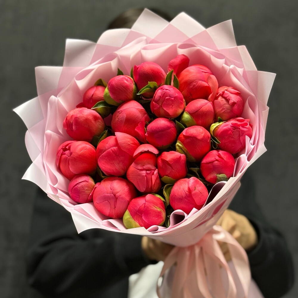 Коралловые пионы