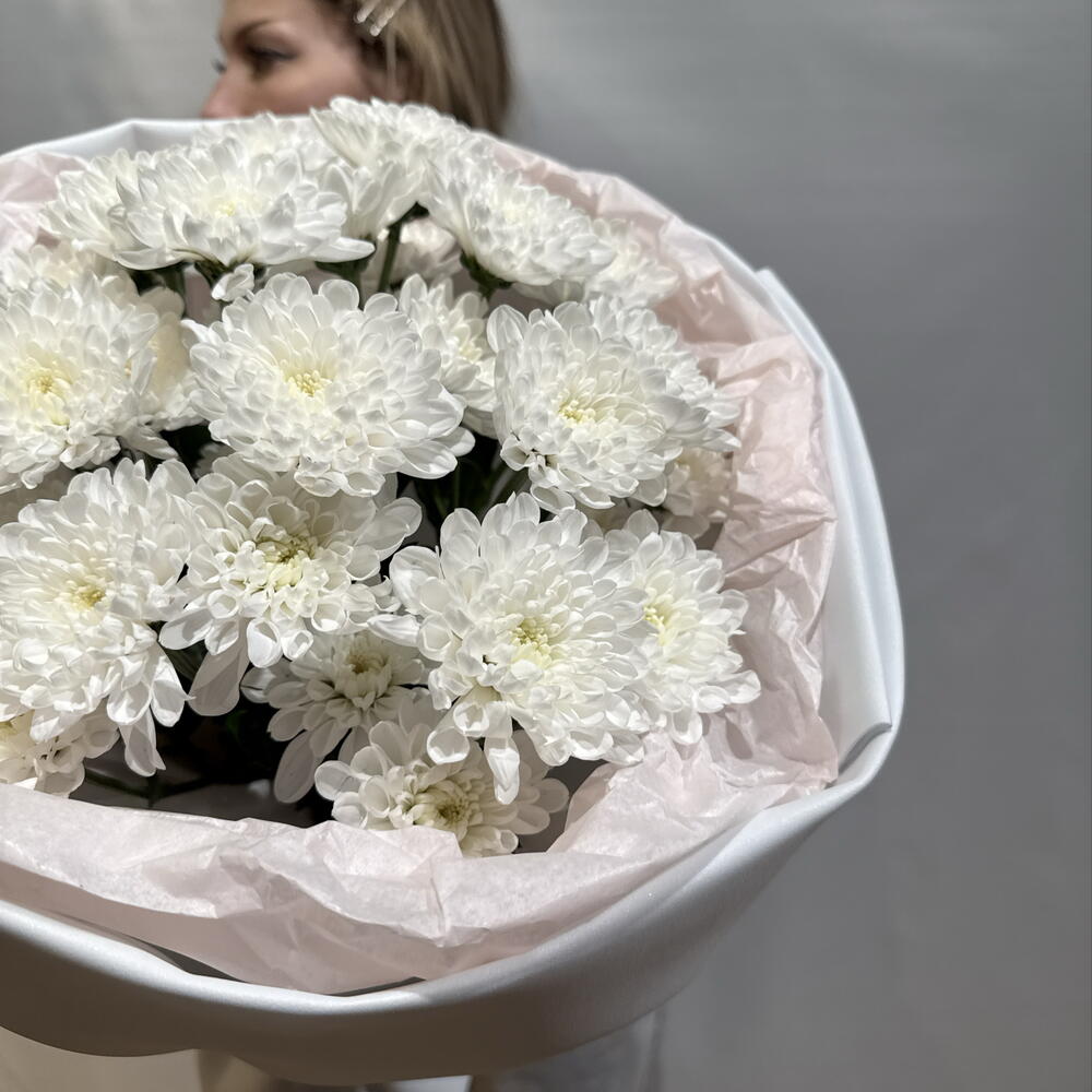 Моно букет из кустовых хризантем