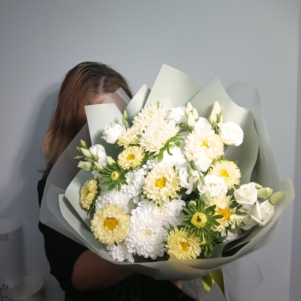 Букет астр солнечных, хризантем 735678