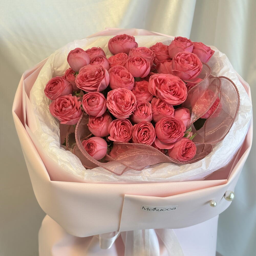 Кустовые розы фуксия🌸