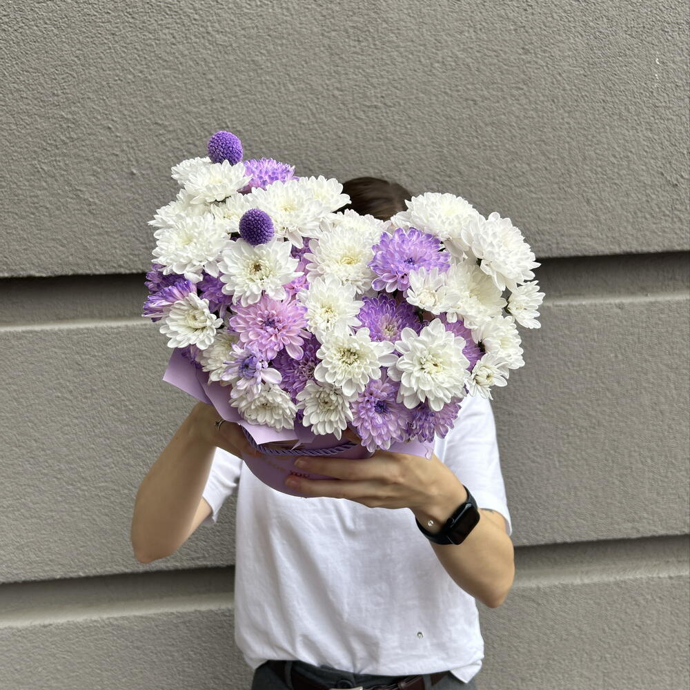 Композиция для школьника💜 подойдет и мальчику, и девочке 🩷 пушистая, стойкая хризантема «Алтай»