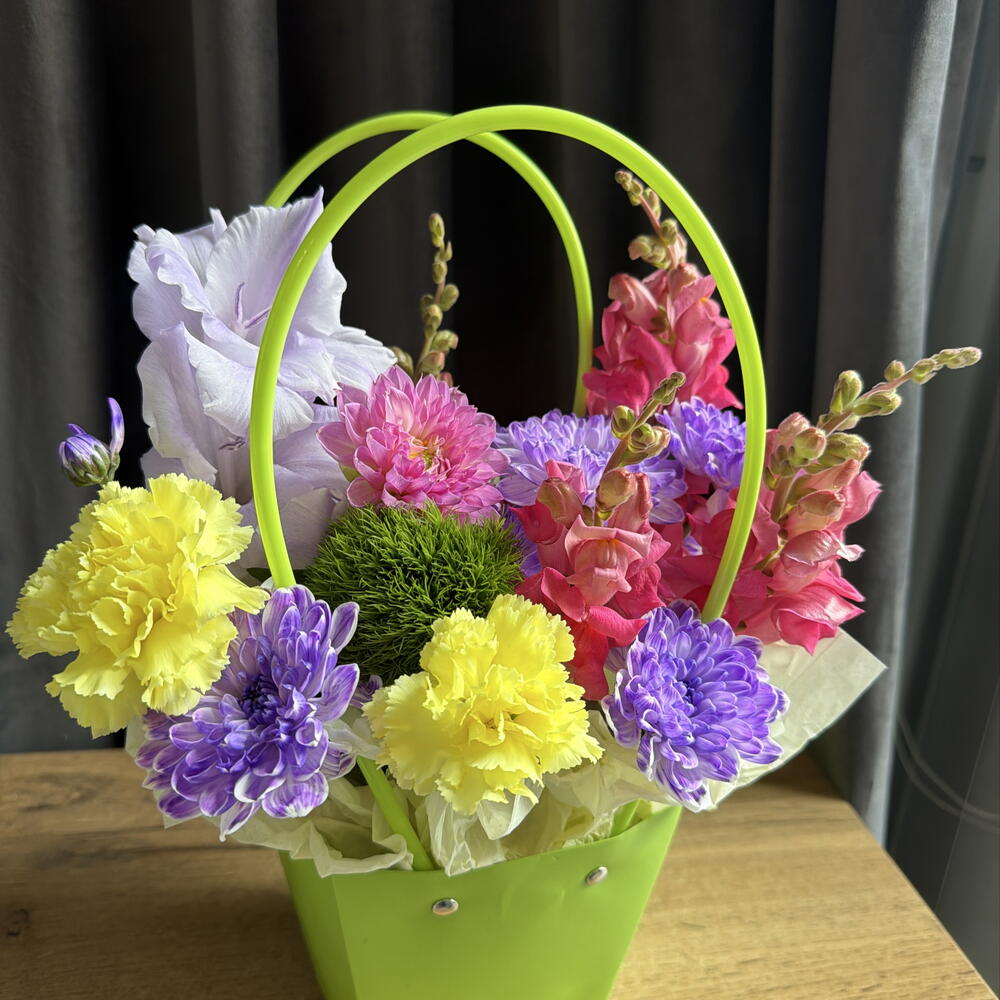 Цветы в сумочке 🌸🩷