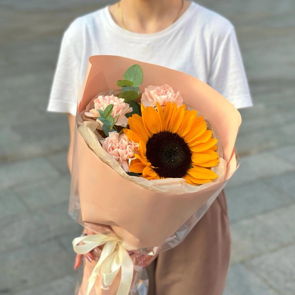 Полевой летний букет подсолнух, диантусы, эвкалипт🧡
