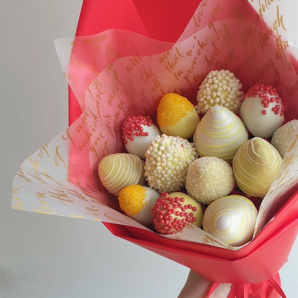 Strawberry bouquet "Strawberry cheesecake"