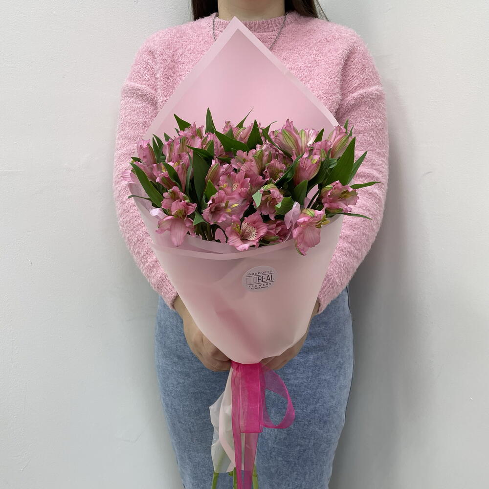 Букет Daisy из 7 розовых альстромерий