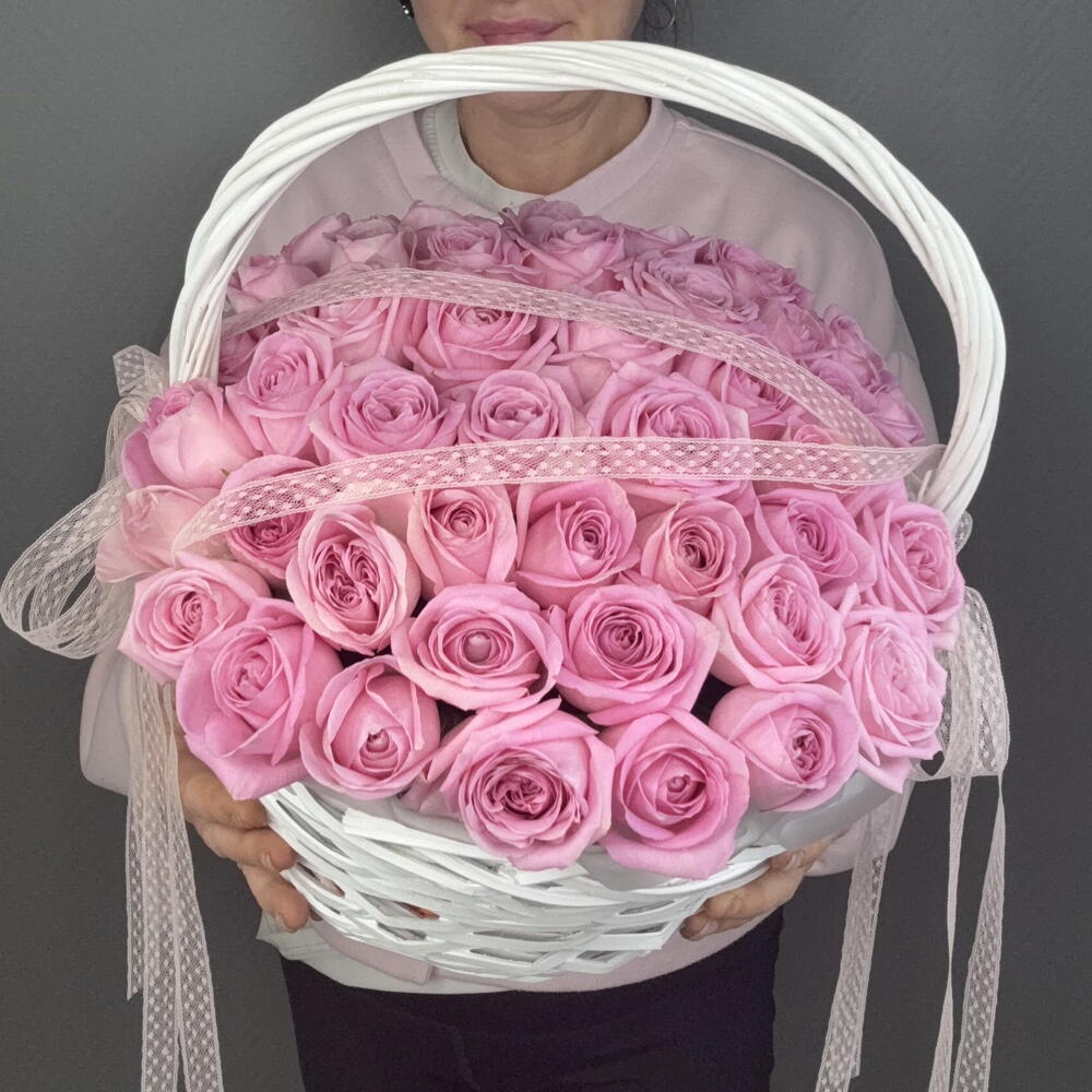 Корзина с цветами