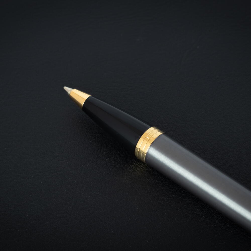 Ручка шариковая Parker IM Premium Grey Core GT