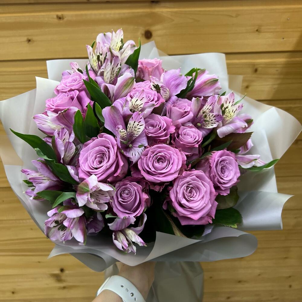 Букет розы маритим + альстромерия