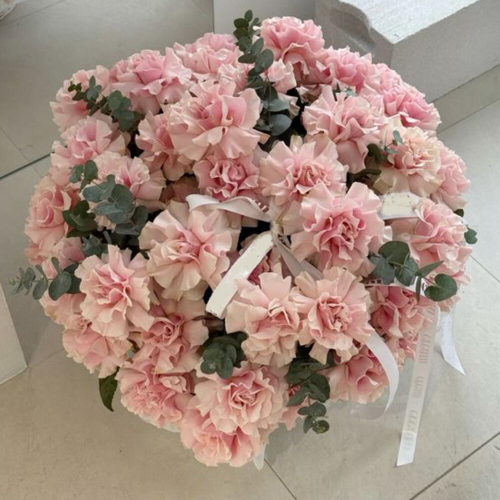 Корзина из французских роз