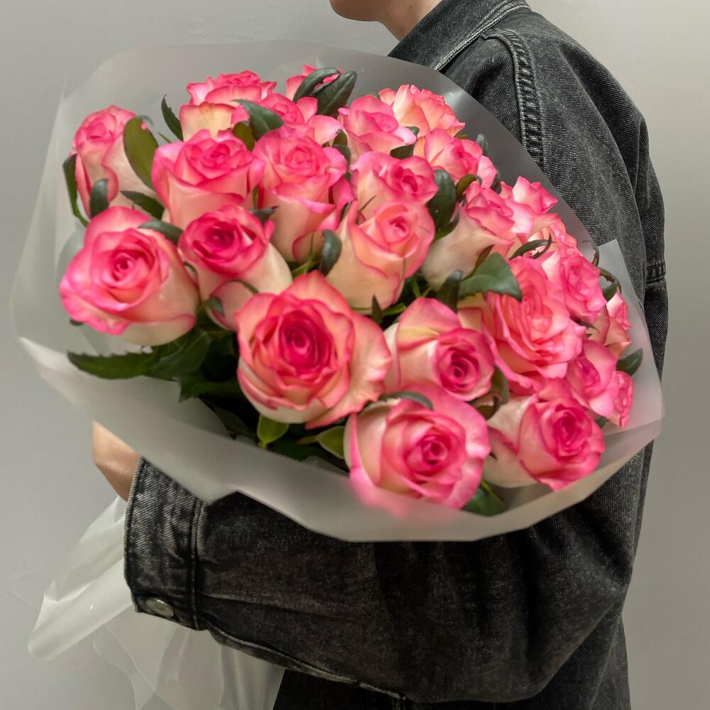 «Кисс на рассвете»🌹 Моно букет 25шт
