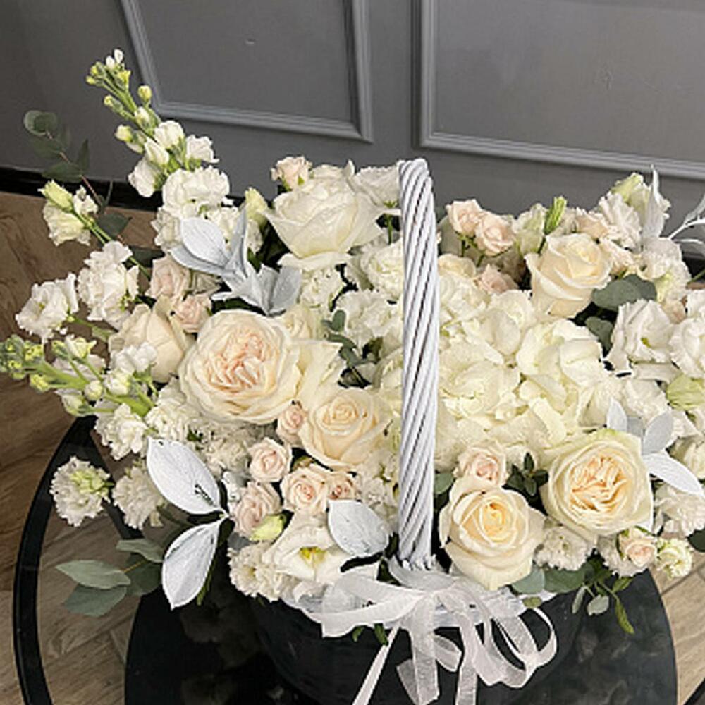 Цветочная корзина White