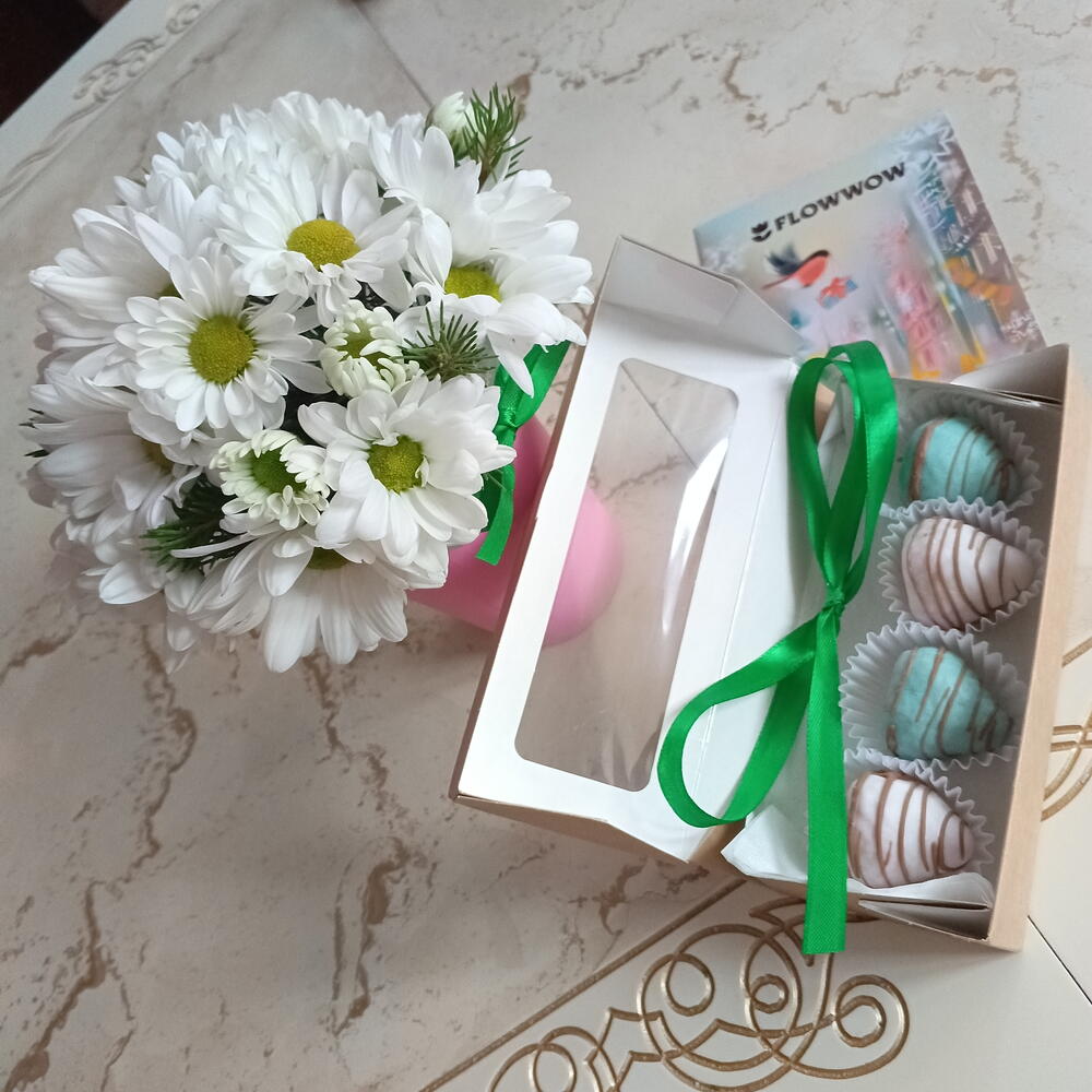 Комбо стаканчик с хризантемой +🍓" Бархатный десерт"