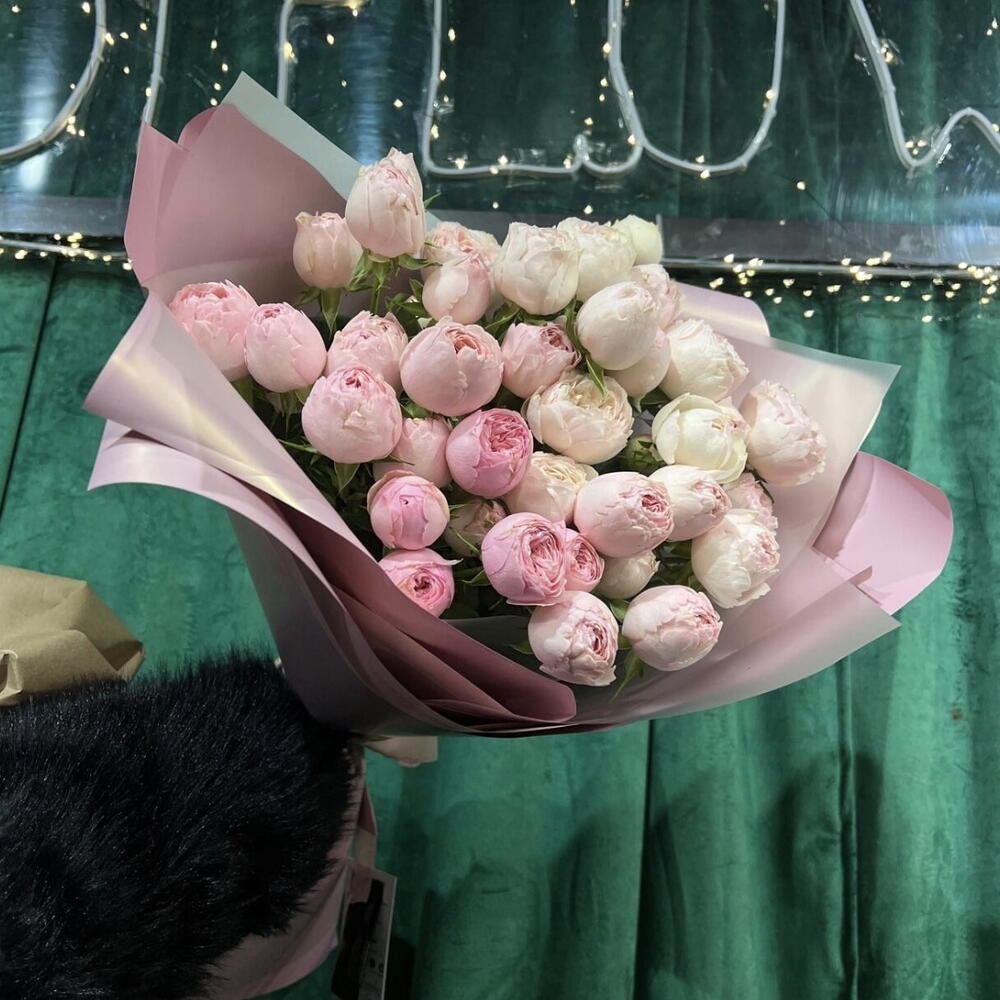 Bouquet of peonies