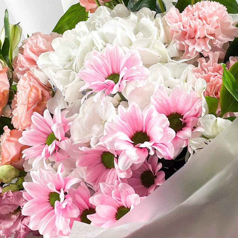 Bouquet with hydrangea