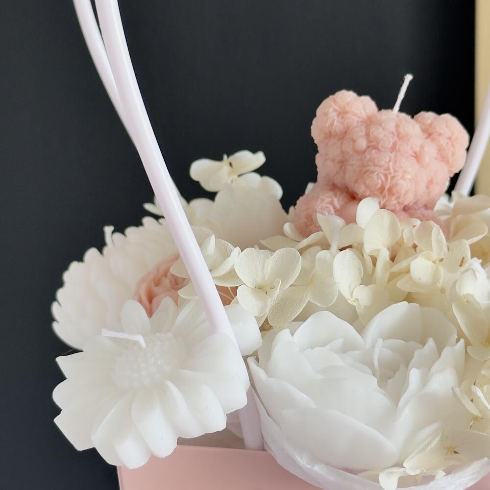 Букет из свечей и гортензии в сумочке 🌸