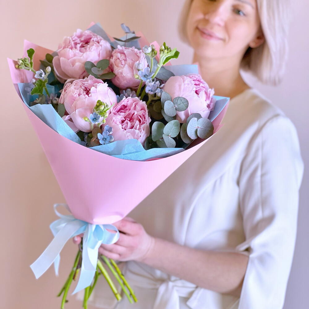 Пионы и незабудки