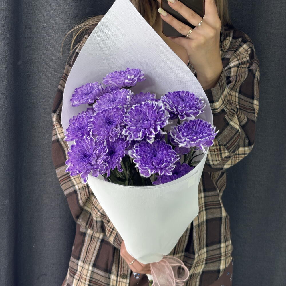 Конвертик из ярко-сиреневой хризантемы Сиреневый вайб 🕶️💜