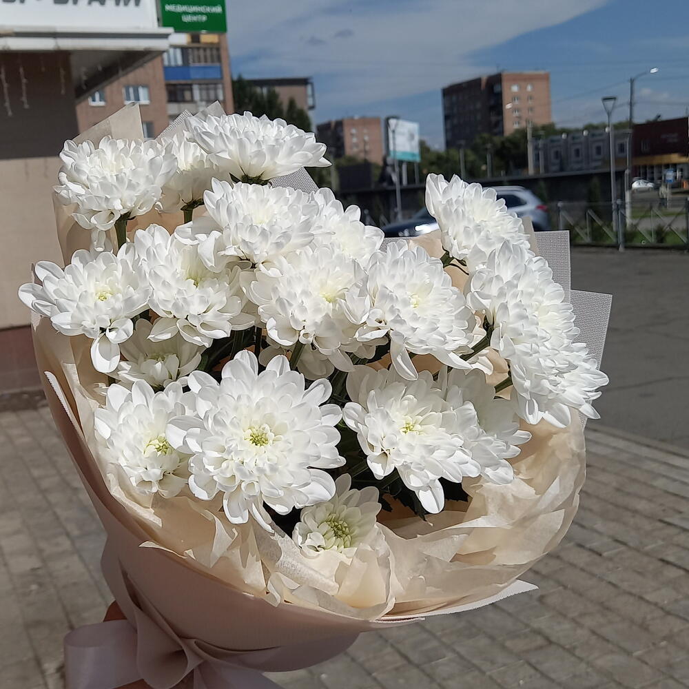 Моно букет из хризантемы