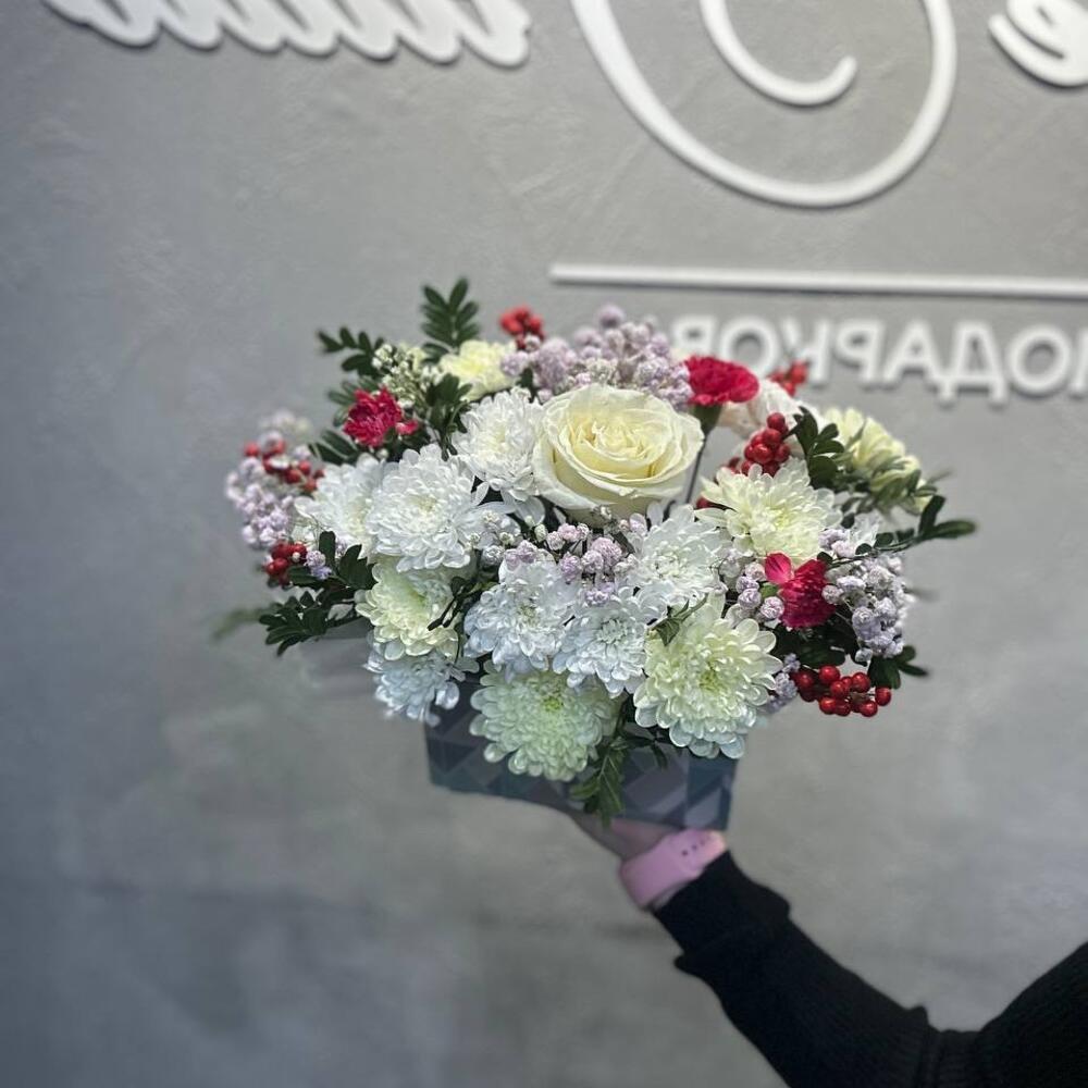 Цветы в коробке