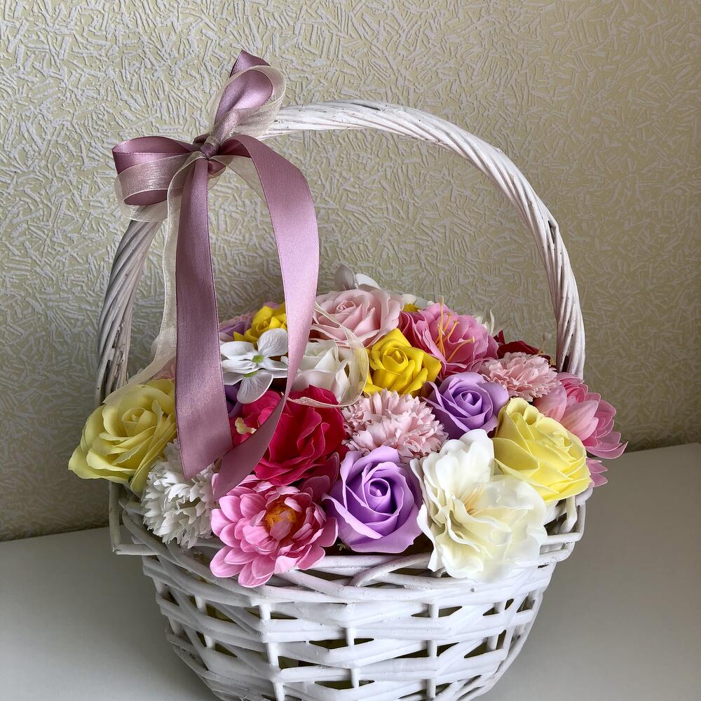 Цветы в коробке