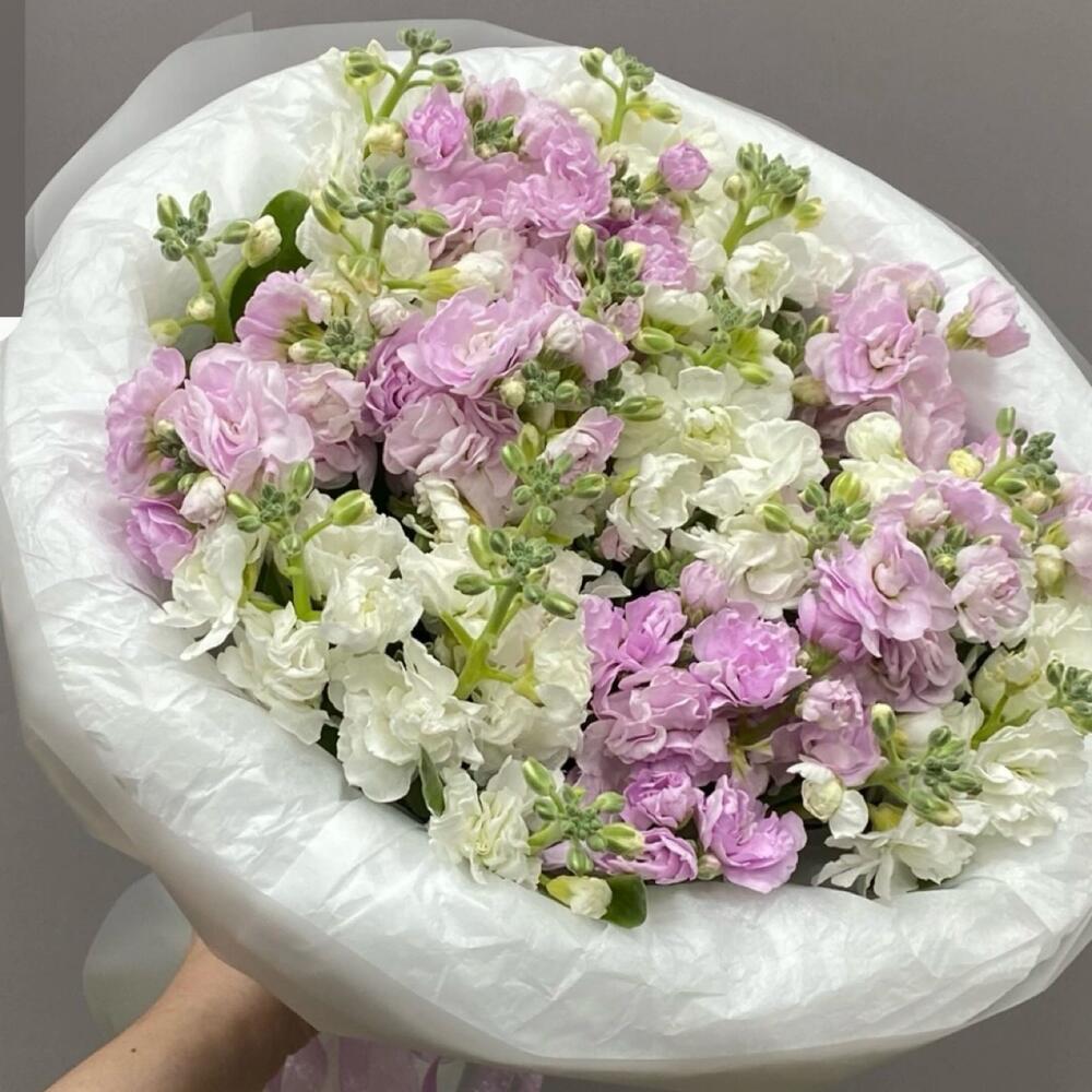 Авторский букет из ароматной маттиолы 💕